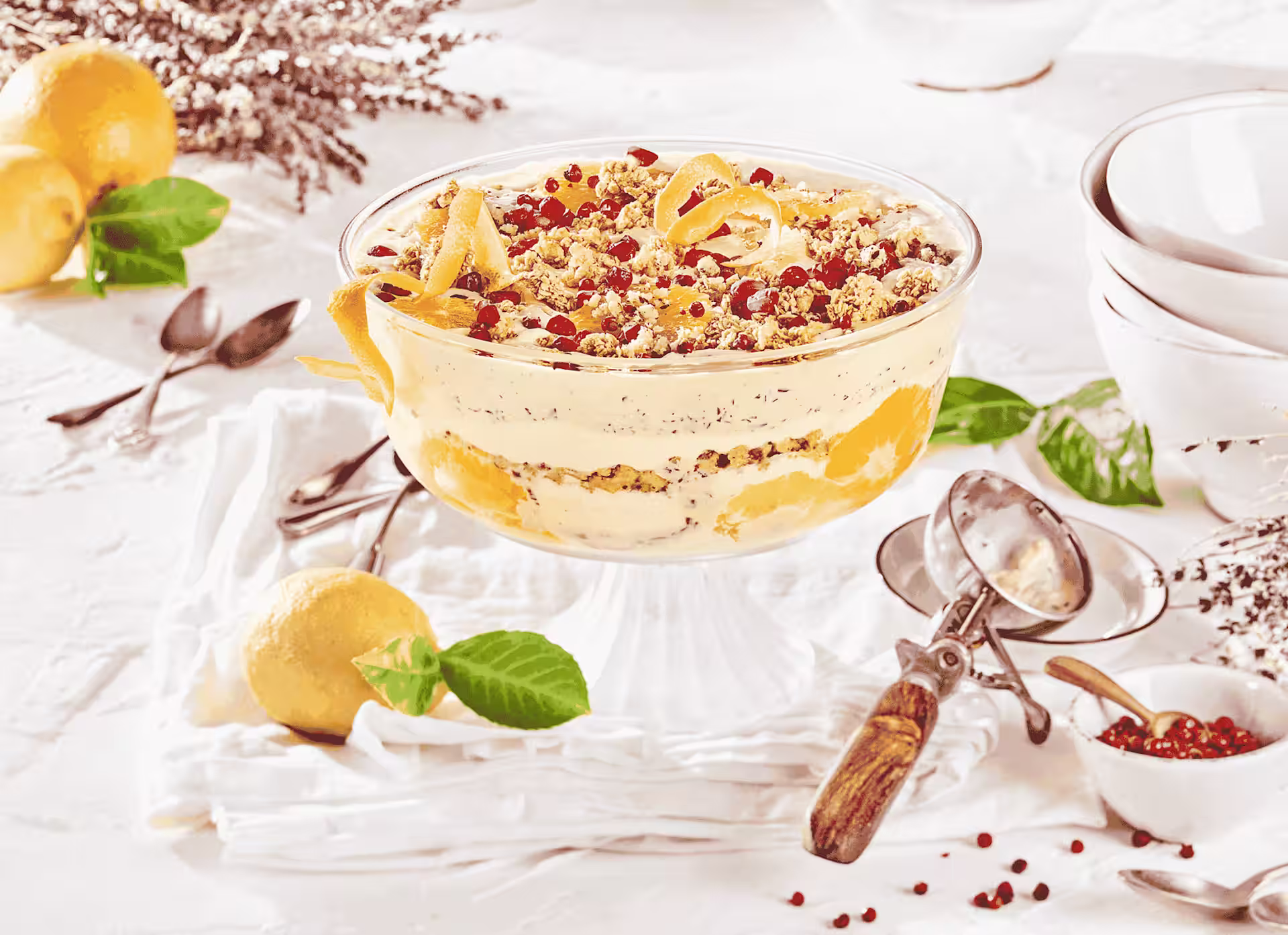 Zitrus-Trifle mit Baileys Eis